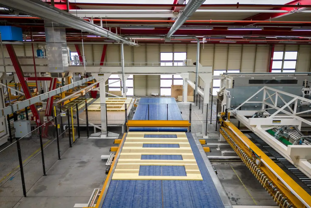 usine_techniwood_rumilly.jpg thermal gains of PANOBLOC's wooden frame and facades