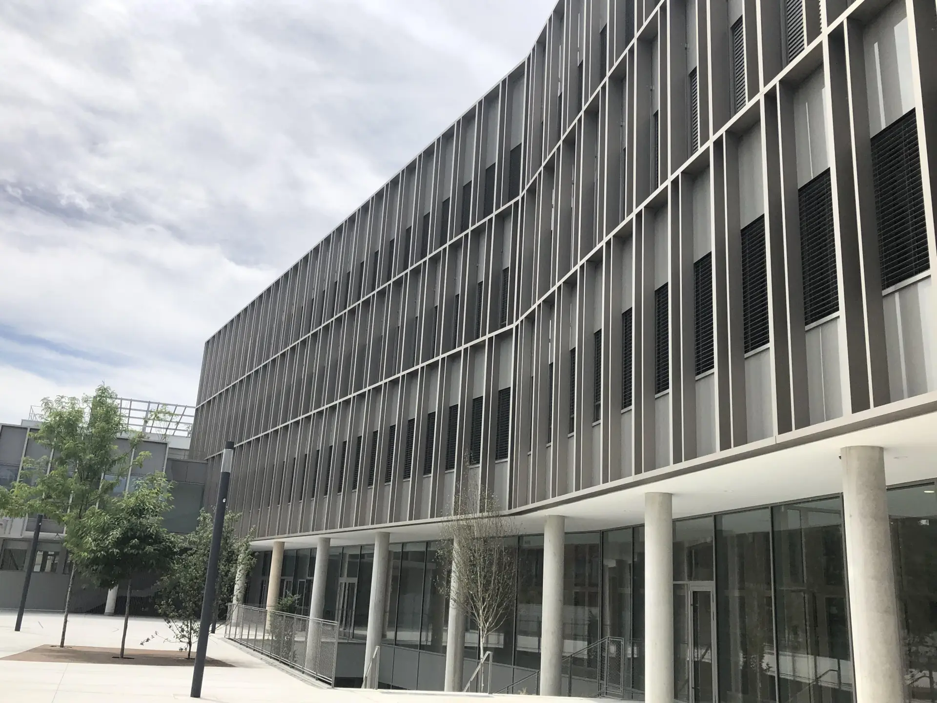 façade_lycee_international_vincennes.jpg façade_lycee_international_vincennes.jpg